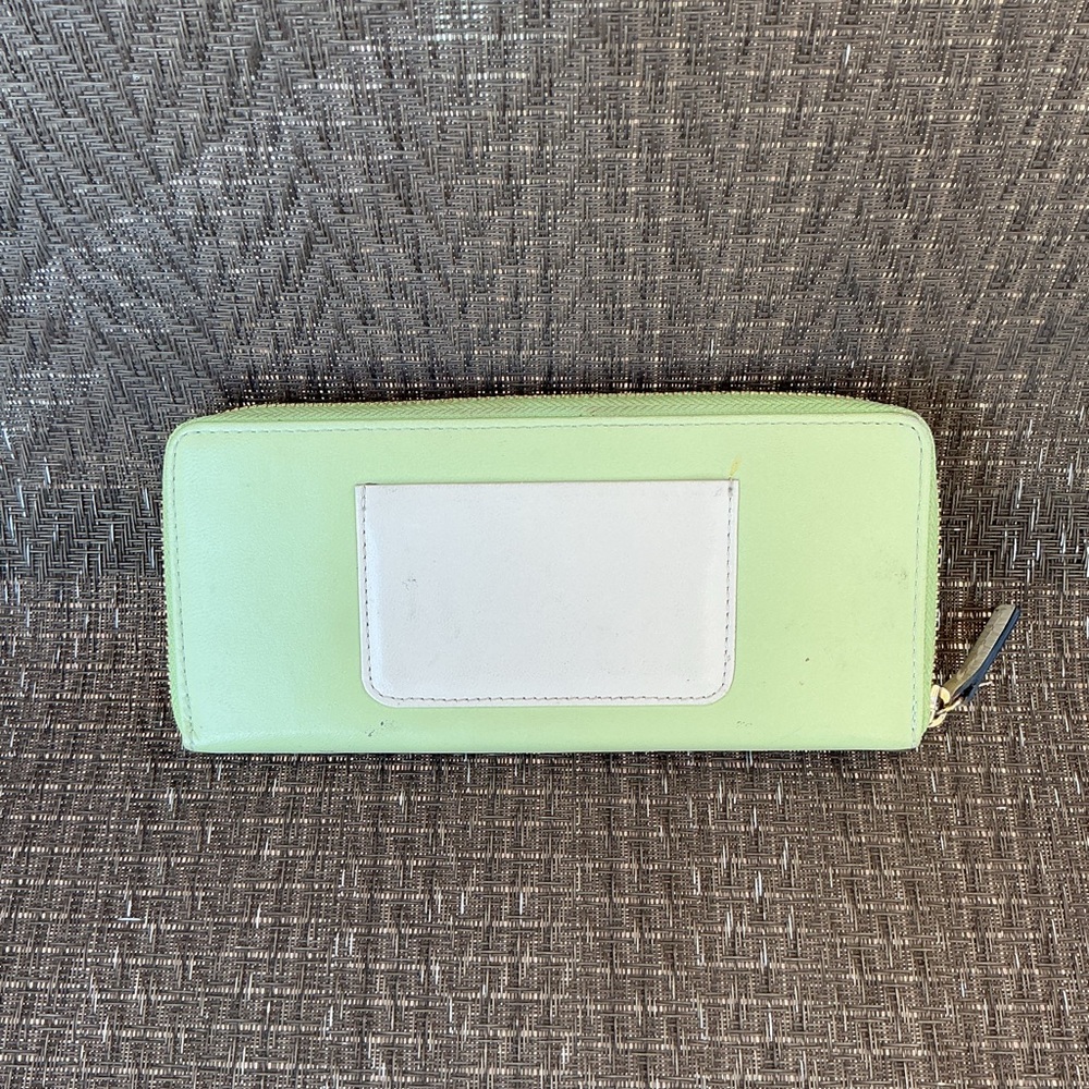 Lodis Green/Cream Leather Zip Wallet